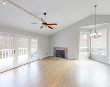 1280 Sunset Road - Photo Thumbnail 5