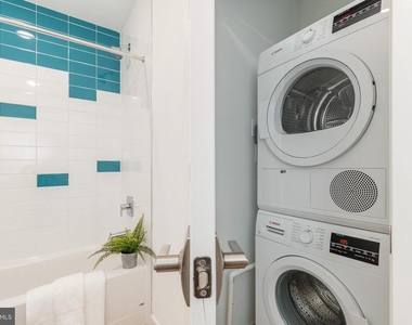 1131 N Front Street - Photo Thumbnail 23