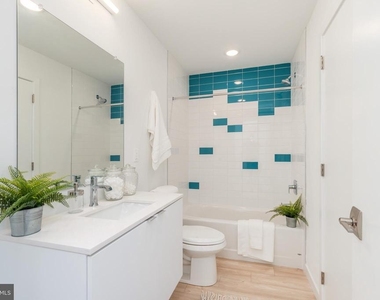 1131 N Front Street - Photo Thumbnail 22
