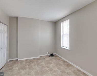 6602 Ridge Avenue - Photo Thumbnail 12