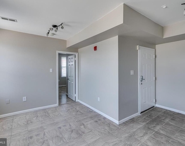 6602 Ridge Avenue - Photo Thumbnail 5