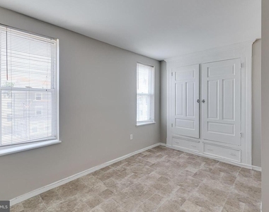 6602 Ridge Avenue - Photo Thumbnail 9
