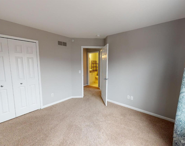 2970 Barclay Way - Photo Thumbnail 16