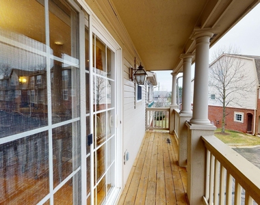 2970 Barclay Way - Photo Thumbnail 4