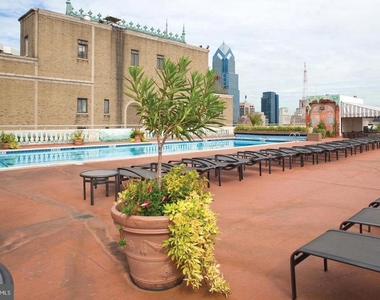 224 W Rittenhouse Square - Photo Thumbnail 18