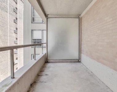 224 W Rittenhouse Square - Photo Thumbnail 9