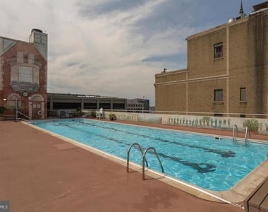 224 W Rittenhouse Square - Photo Thumbnail 19