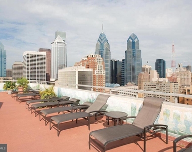 224 W Rittenhouse Square - Photo Thumbnail 21