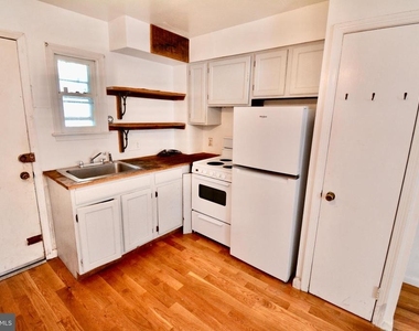 143 W Price Street - Photo Thumbnail 3