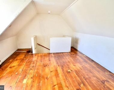 143 W Price Street - Photo Thumbnail 9