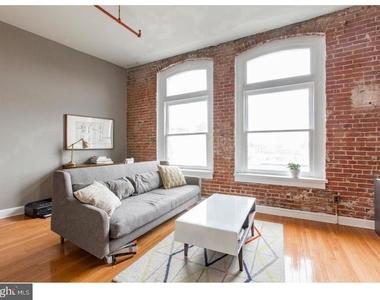1010 Race Street - Photo Thumbnail 3