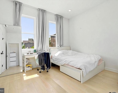 2525 Frankford Avenue - Photo Thumbnail 9