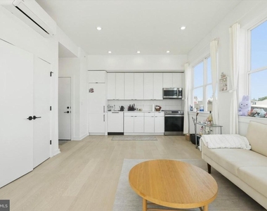 2525 Frankford Avenue - Photo Thumbnail 5
