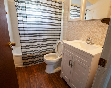 2631 Woodside Street - Photo Thumbnail 5
