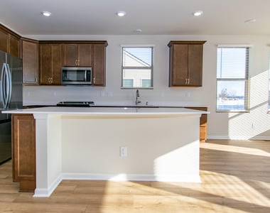 723 W Spaniel Drive - Photo Thumbnail 12