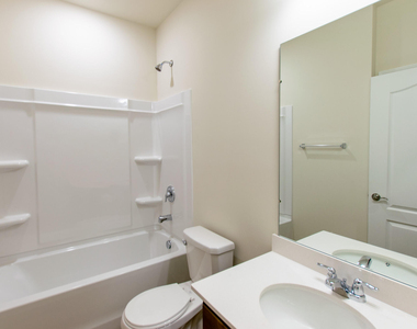 723 W Spaniel Drive - Photo Thumbnail 22