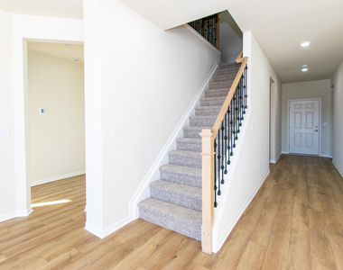 723 W Spaniel Drive - Photo Thumbnail 27