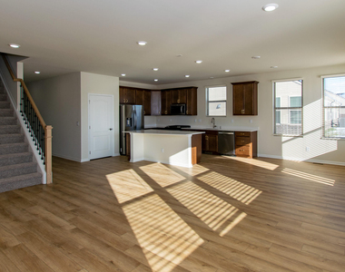 723 W Spaniel Drive - Photo Thumbnail 5