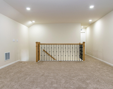 723 W Spaniel Drive - Photo Thumbnail 29