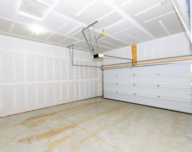 723 W Spaniel Drive - Photo Thumbnail 38
