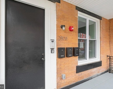 2808 W Oxford Street - Photo Thumbnail 17