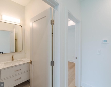 125 South Street - Photo Thumbnail 15