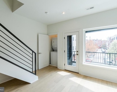 125 South Street - Photo Thumbnail 9