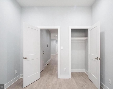 2808 W Oxford Street - Photo Thumbnail 6