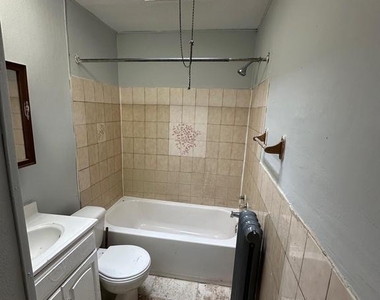 4341 N Fairhill Street - Photo Thumbnail 6