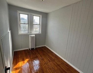 4341 N Fairhill Street - Photo Thumbnail 5