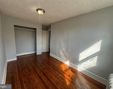 4341 N Fairhill Street - Photo Thumbnail 4