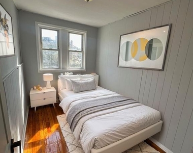 4341 N Fairhill Street - Photo Thumbnail 9
