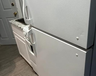 2206 W Tioga Street - Photo Thumbnail 5