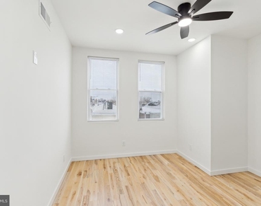 5937 Osage Avenue - Photo Thumbnail 12