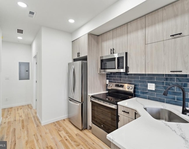 5937 Osage Avenue - Photo Thumbnail 9