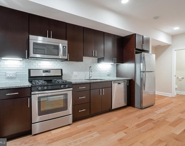 724 N 3rd Street - Photo Thumbnail 7