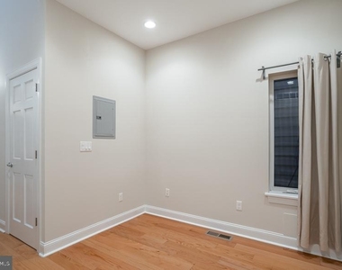724 N 3rd Street - Photo Thumbnail 8