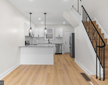 2151 E Stella Street - Photo Thumbnail 5