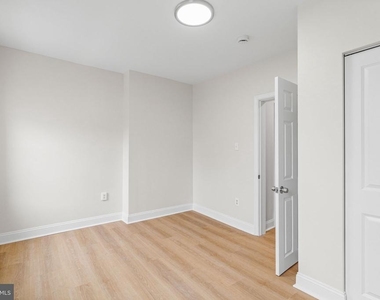 2151 E Stella Street - Photo Thumbnail 29