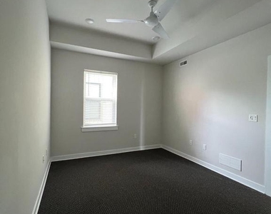 4912 Baltimore Avenue - Photo Thumbnail 6