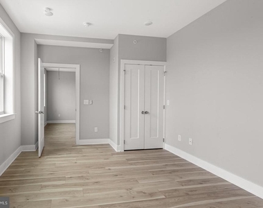 5230 Walnut Street - Photo Thumbnail 7