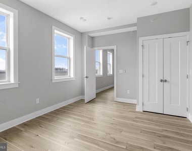 5230 Walnut Street - Photo Thumbnail 8