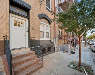 1217 N 28th Street - Photo Thumbnail 9