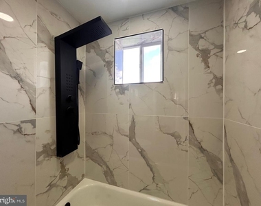 8033 Williams Avenue - Photo Thumbnail 11