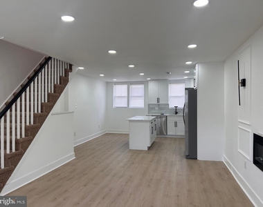 8033 Williams Avenue - Photo Thumbnail 5