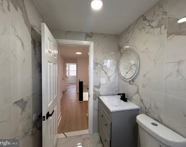 8033 Williams Avenue - Photo Thumbnail 10