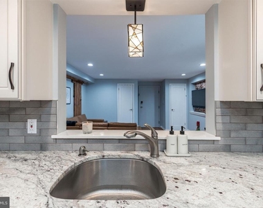 136 N 2nd Street - Photo Thumbnail 7