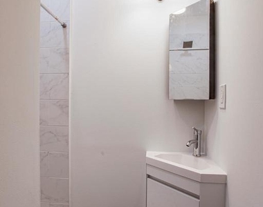 5511 Willows Avenue - Photo Thumbnail 15