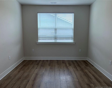 706 Barbour Farm Lane - Photo Thumbnail 4
