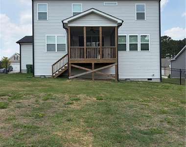 706 Barbour Farm Lane - Photo Thumbnail 11